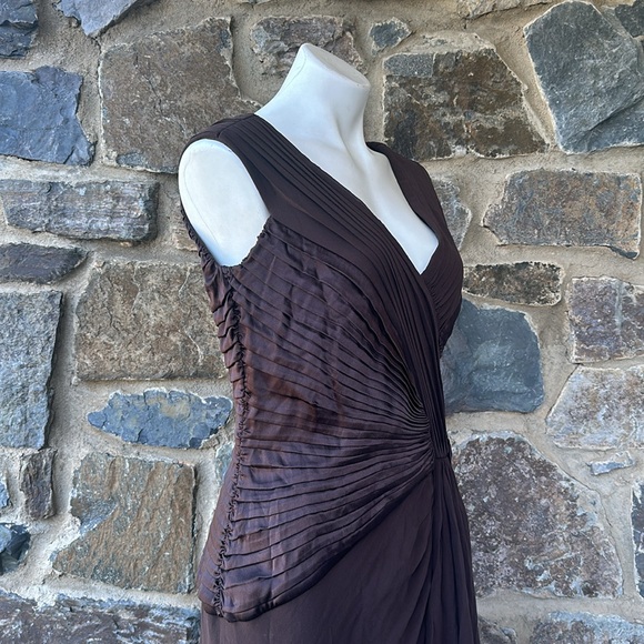NWOT Tadashi Shoji Collection Silk Chiffon MOTB Dress Brown Pleated Gown size 12 - Picture 5 of 8